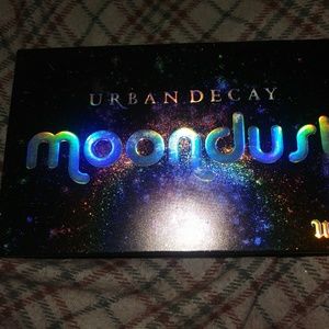 NIB Urban Decay Moondust palette